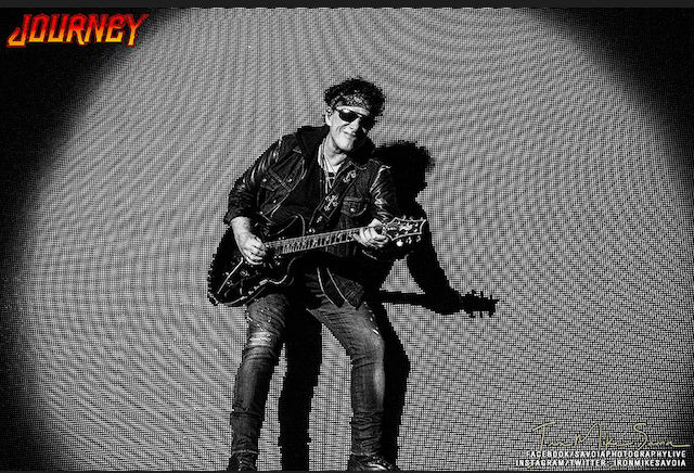 Neal Schon in the spotlight while Journey and Def Leppard Tour 2018 moves ahead